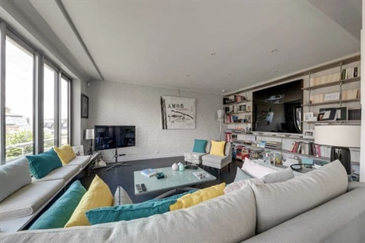 1 bedroom apartment for sale in Paris, France - Image 4