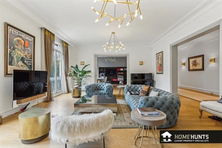 4 bedrooms apartment for sale in Paris, France - Image 2