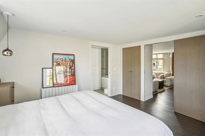 1 bedroom apartment for sale in Paris, France - Image 7