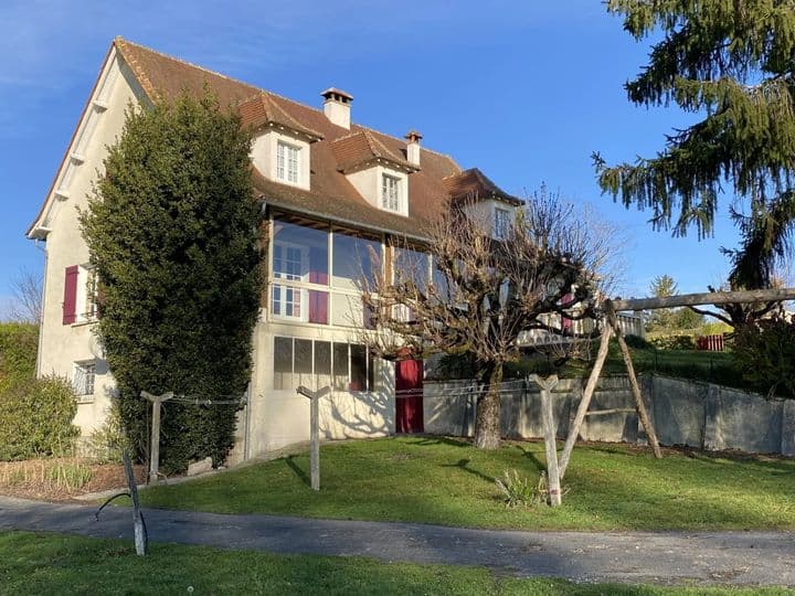 6 bedrooms house for sale in VERTEILLAC, France - Image 3