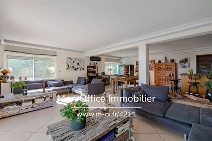 9 bedrooms house for sale in Frejus, France - Image 3