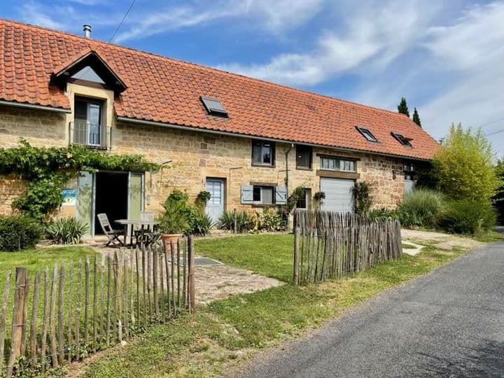 House for sale in PERPEZAC LE BLANC, France