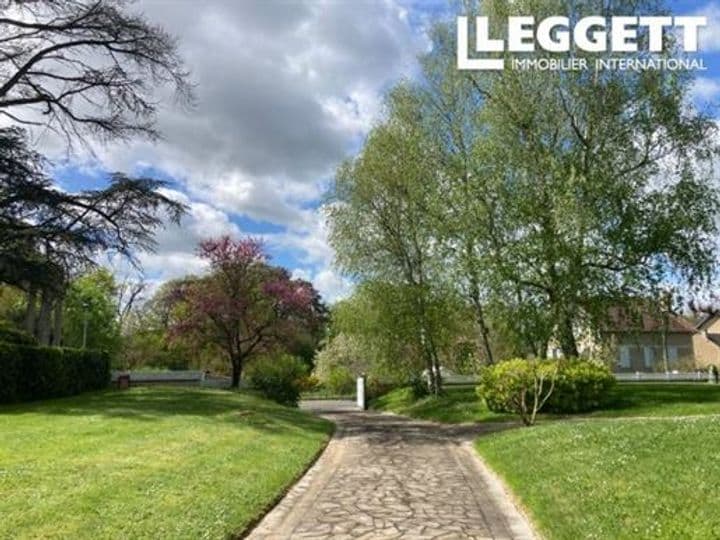 4 bedrooms house for sale in LIsle-Jourdain, France - Image 7