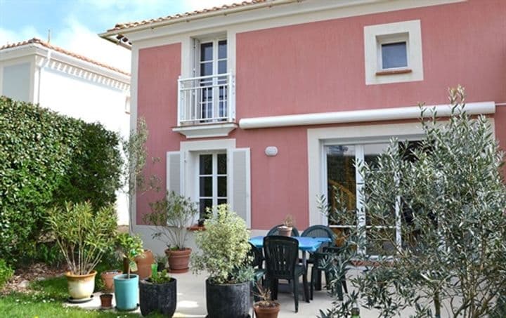 2 bedrooms house for sale in Saint-Gilles-Croix-de-Vie, France - Image 11