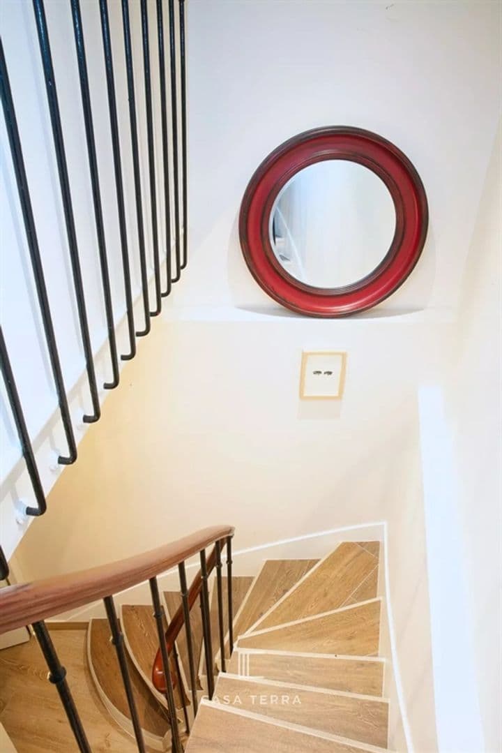 1 bedroom house for sale in Paris 7eme, France - Image 2