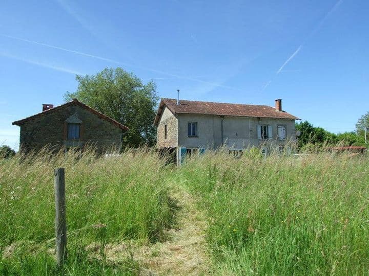 2 bedrooms house for sale in champsac, France