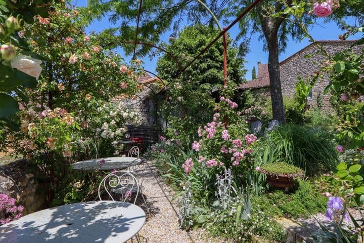 6 bedrooms house for sale in Sarlat-la-Caneda, France - Image 6