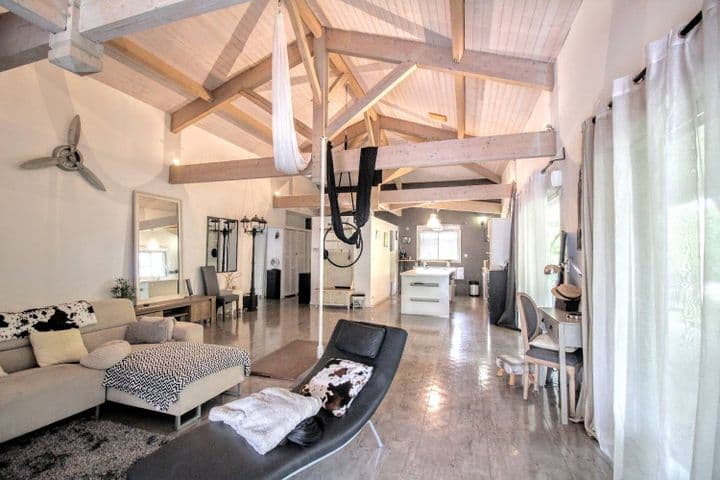 3 bedrooms house for sale in MONTAUBAN, France - Image 2