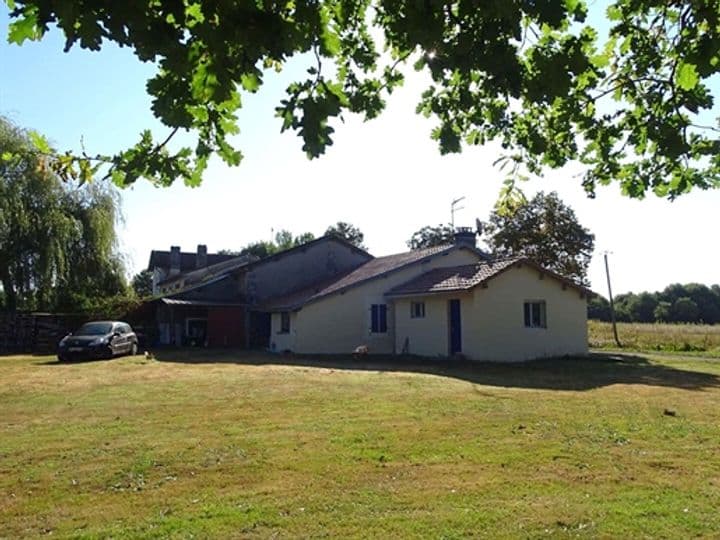 2 bedrooms house for sale in Saint-Martial-dArtenset, France - Image 8