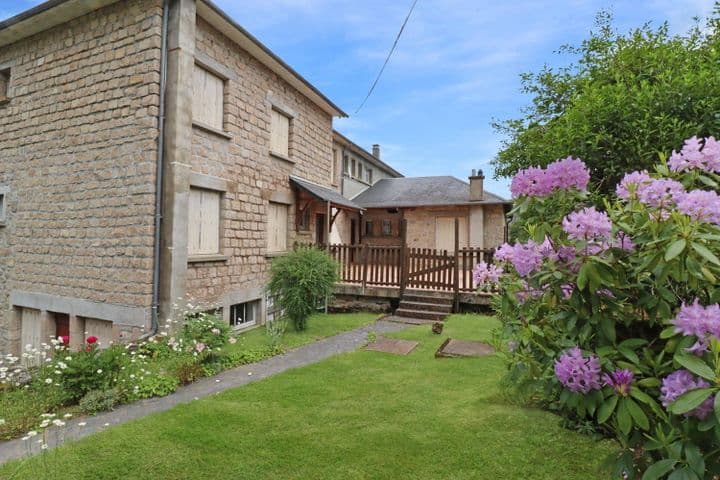 House for sale in Vitrac-sur-Montane, France - Image 3