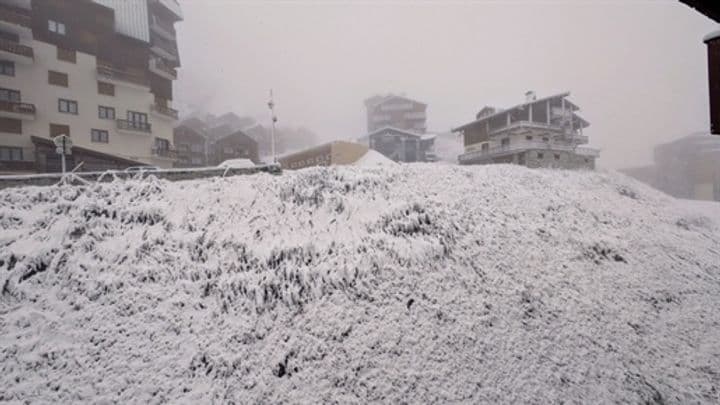 Apartment for sale in Val Thorens (Saint-Martin-de-Belleville), France - Image 6