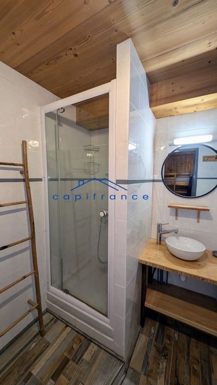 Apartment for sale in Val Thorens (Saint-Martin-de-Belleville), France - Image 3