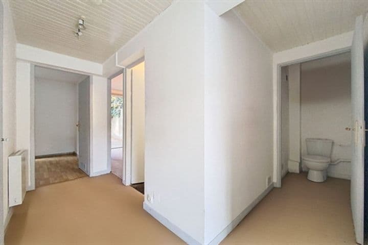 2 bedrooms apartment for sale in Apt, France - Image 2