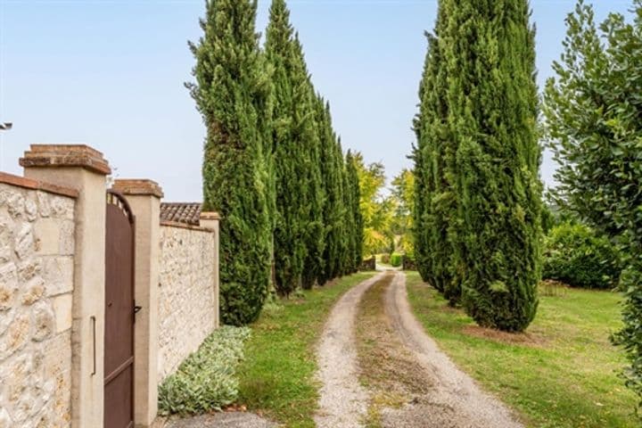 7 bedrooms house for sale in Montcuq-en-Quercy-Blanc, France - Image 3