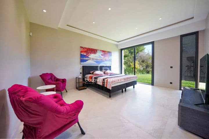 5 bedrooms house for sale in  France - Image 9