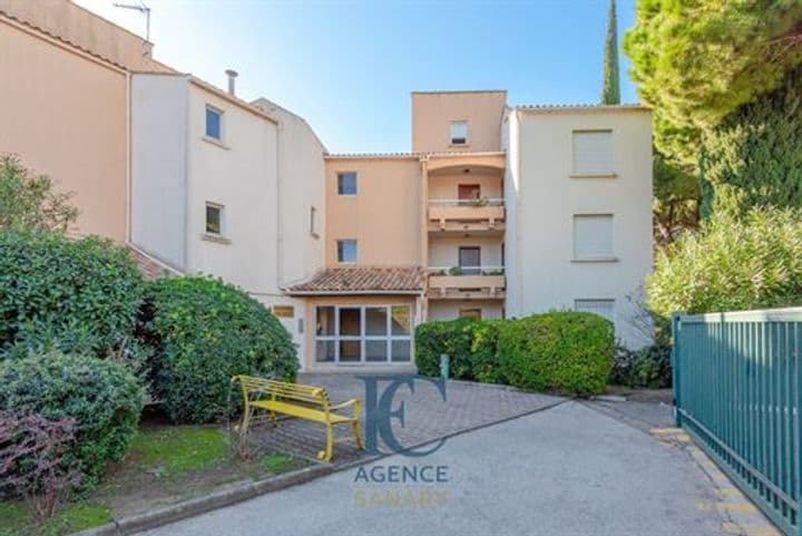 Apartment for sale in Sanary-sur-Mer, France - Image 2