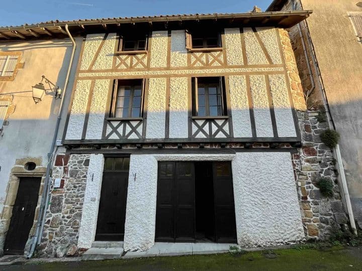 3 bedrooms house for sale in AVAILLES LIMOUZINE, France - Image 2