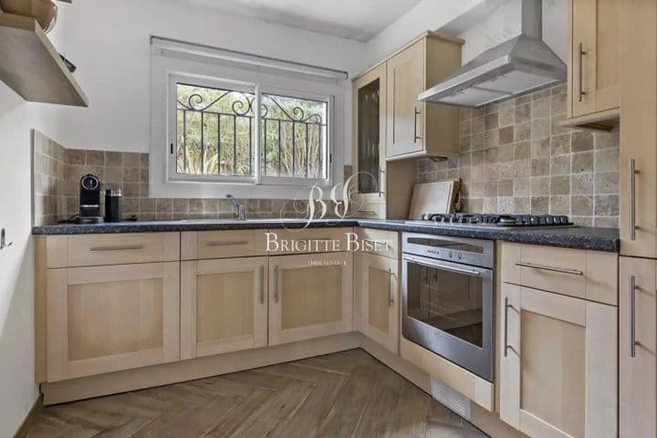 5 bedrooms house for sale in  France - Image 7