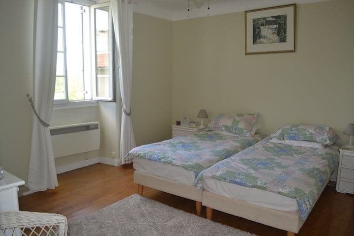 3 bedrooms house for sale in  France - Image 7