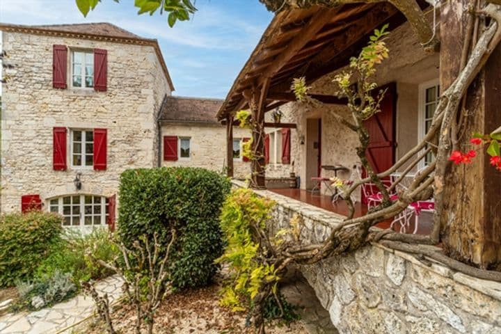 7 bedrooms house for sale in Auradou, France