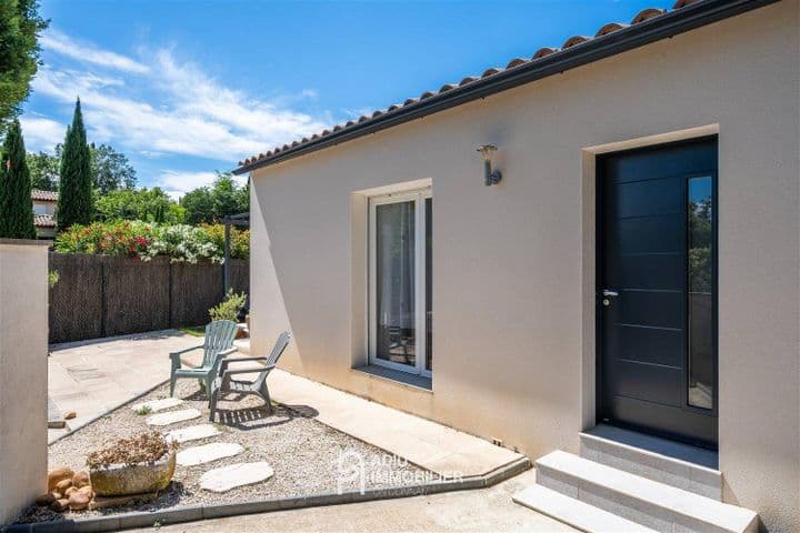 2 bedrooms house for sale in  France - Image 9