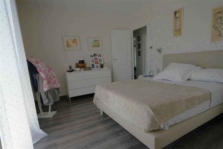 3 bedrooms house for sale in  France - Image 5