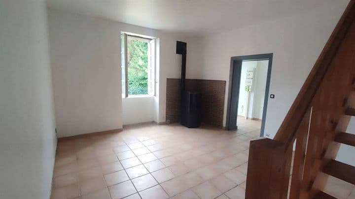 2 bedrooms house for sale in  France - Image 3