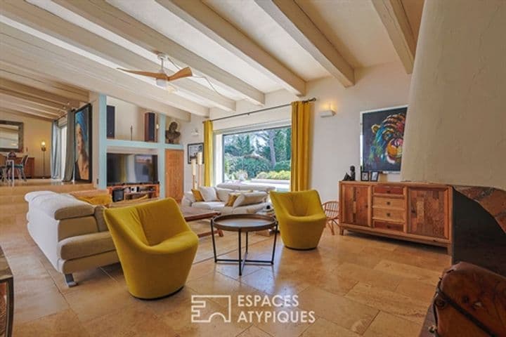 6 bedrooms house for sale in Bagnols-en-Foret, France - Image 3