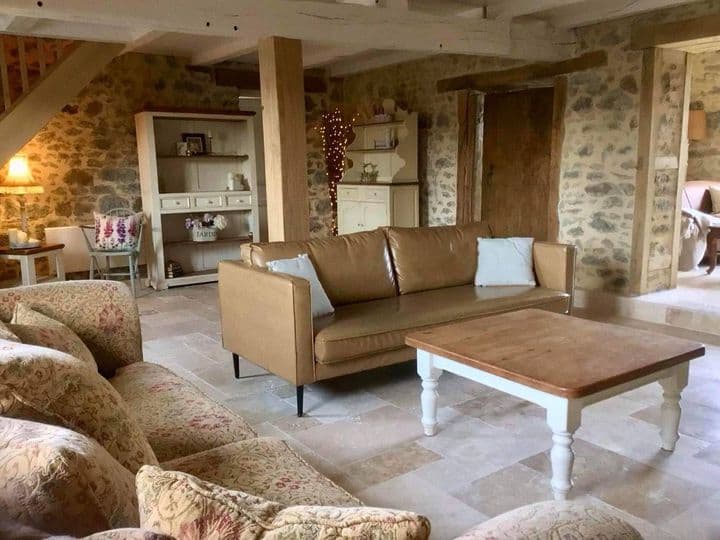 3 bedrooms house for sale in SAINT BARBANT, France - Image 6