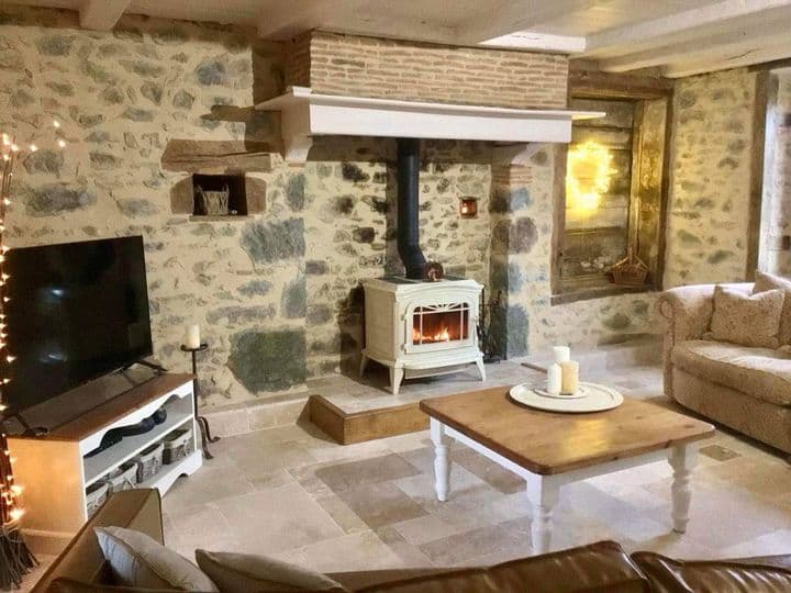 3 bedrooms house for sale in SAINT BARBANT, France - Image 5