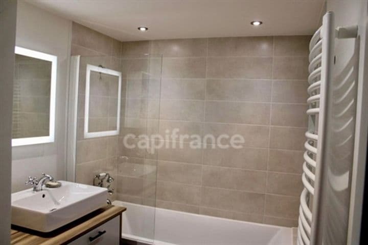 2 bedrooms apartment for sale in Sallanches, France - Image 6