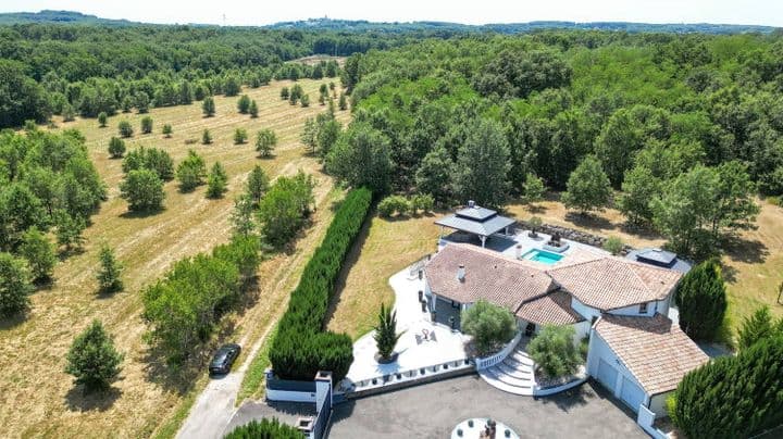 4 bedrooms house for sale in VACQUIERS, France