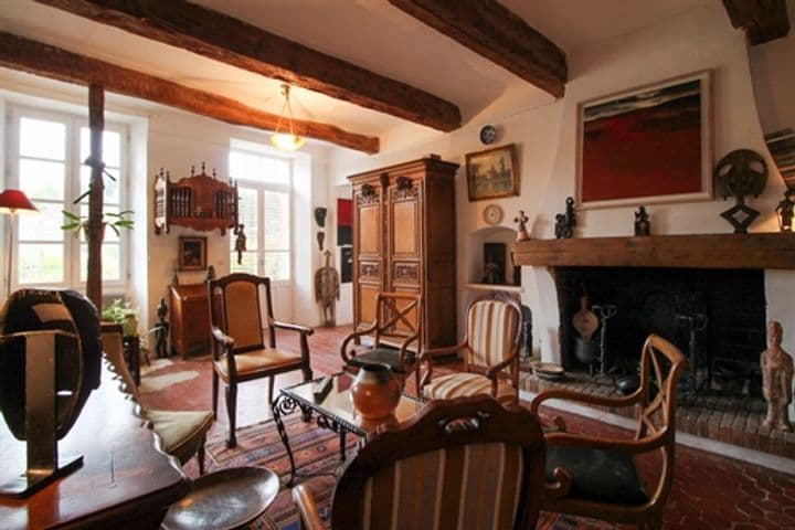 4 bedrooms house for sale in Aurel, France - Image 2