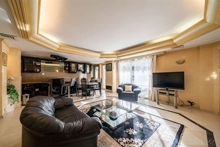 2 bedrooms other for sale in Cannes, France