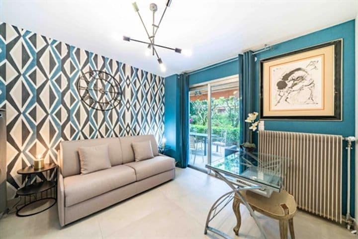 3 bedrooms other for sale in Cannes, France