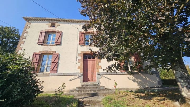 3 bedrooms house for sale in st sornin la marche, France