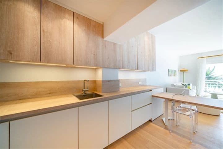 1 bedroom apartment for sale in Cannes, France - Image 11