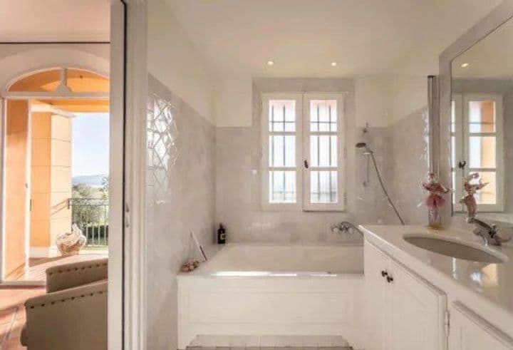 3 bedrooms house for sale in  France - Image 7