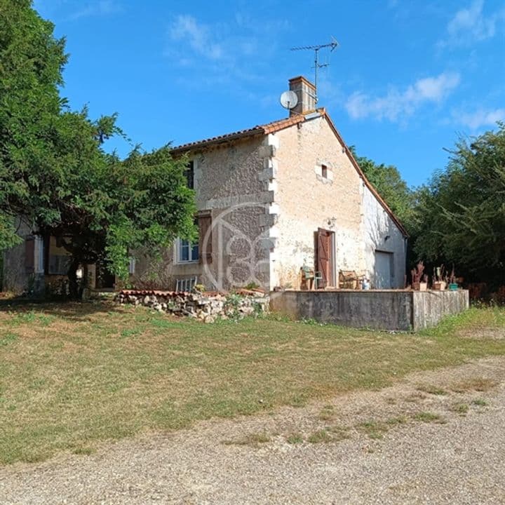 3 bedrooms house for sale in Charroux, France - Image 4