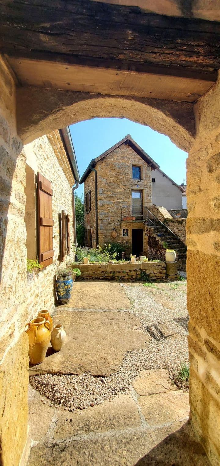 5 bedrooms house for sale in Cluny, France - Image 3