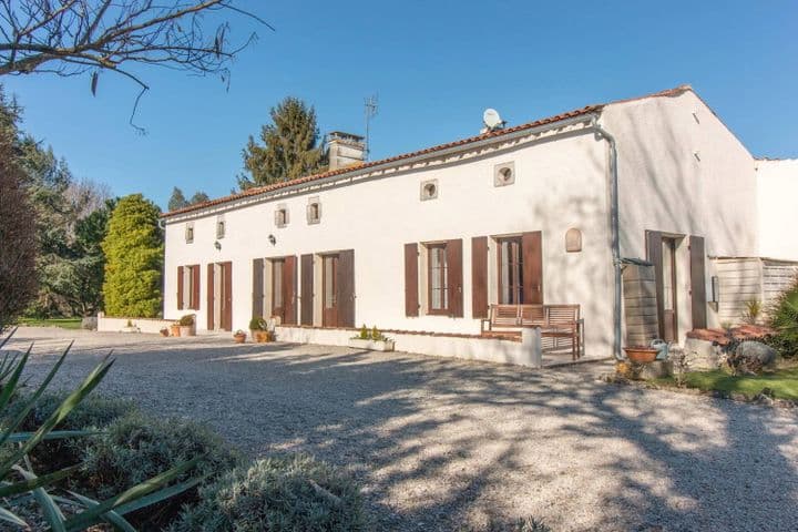 4 bedrooms house for sale in  France - Image 2