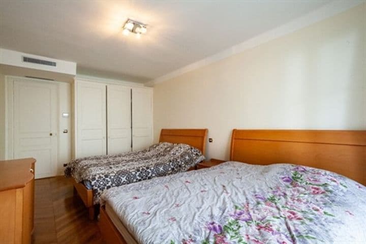 4 bedrooms apartment for sale in Paris 8eme, France - Image 7