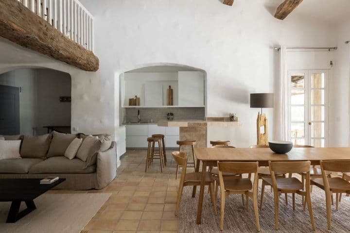 5 bedrooms house for sale in  France - Image 2