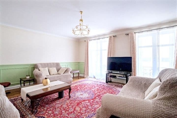 4 bedrooms apartment for sale in Paris 8eme, France - Image 3