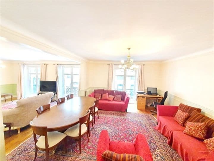 4 bedrooms apartment for sale in Paris 8eme, France - Image 2