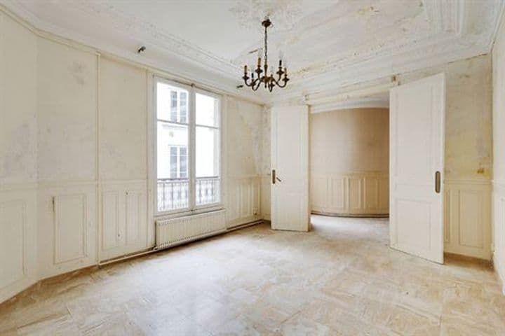 4 bedrooms apartment for sale in Paris 11eme, France