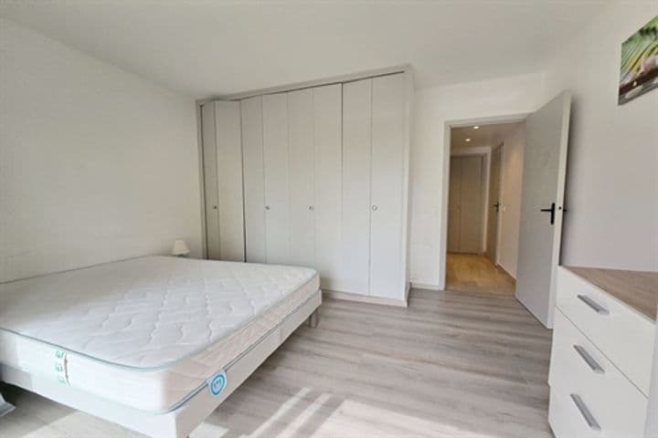 1 bedroom apartment for sale in Cannes, France - Image 10