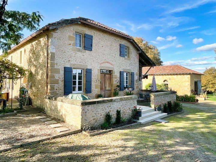 4 bedrooms house for sale in  France - Image 2