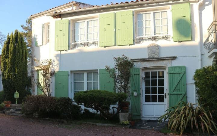 5 bedrooms house for sale in nieul sur mer, France - Image 2