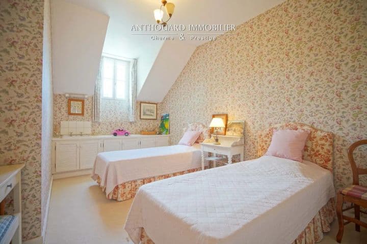 8 bedrooms house for sale in  France - Image 12